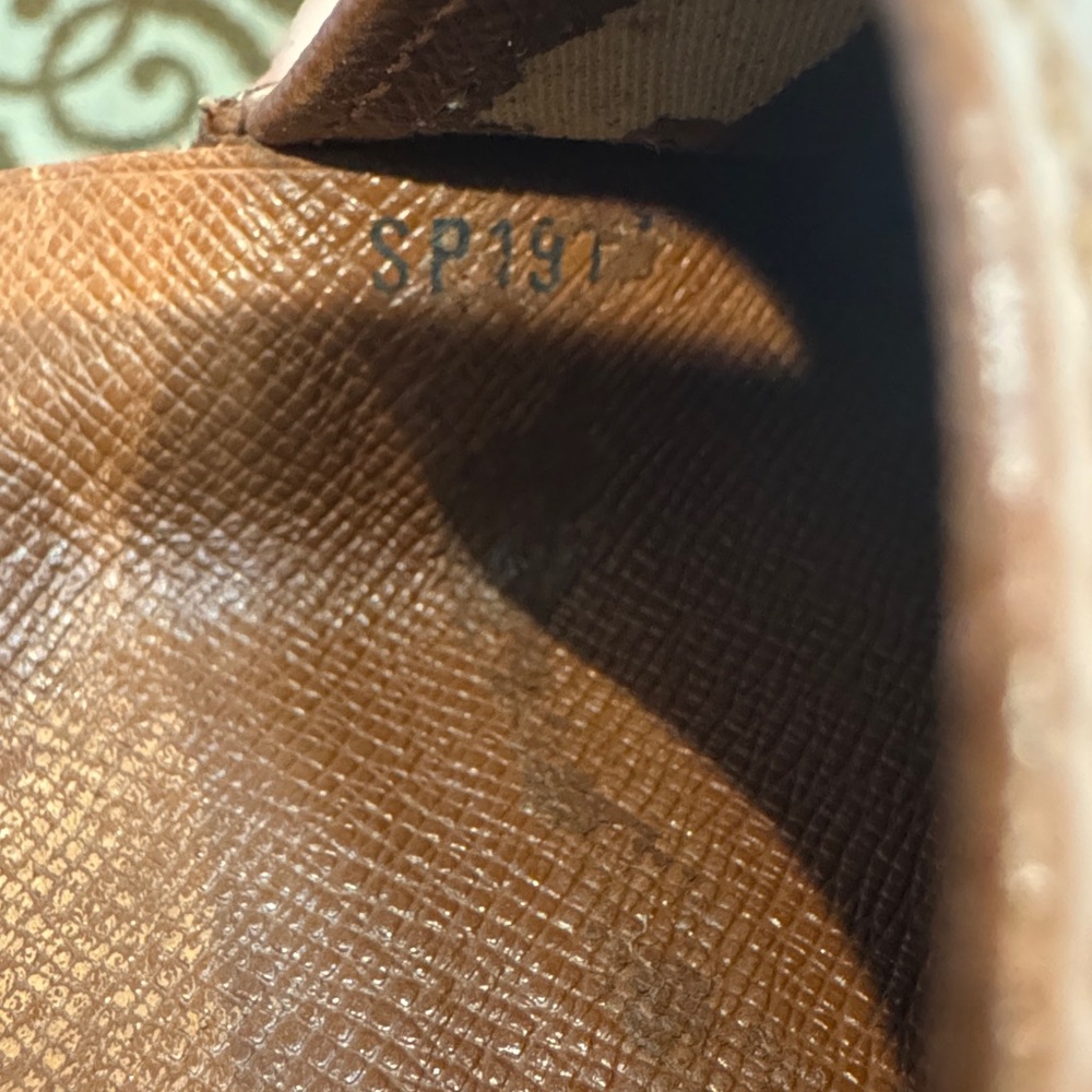 Louis Vuitton Dark Brown Monogram Wallet - Picture 10 of 10